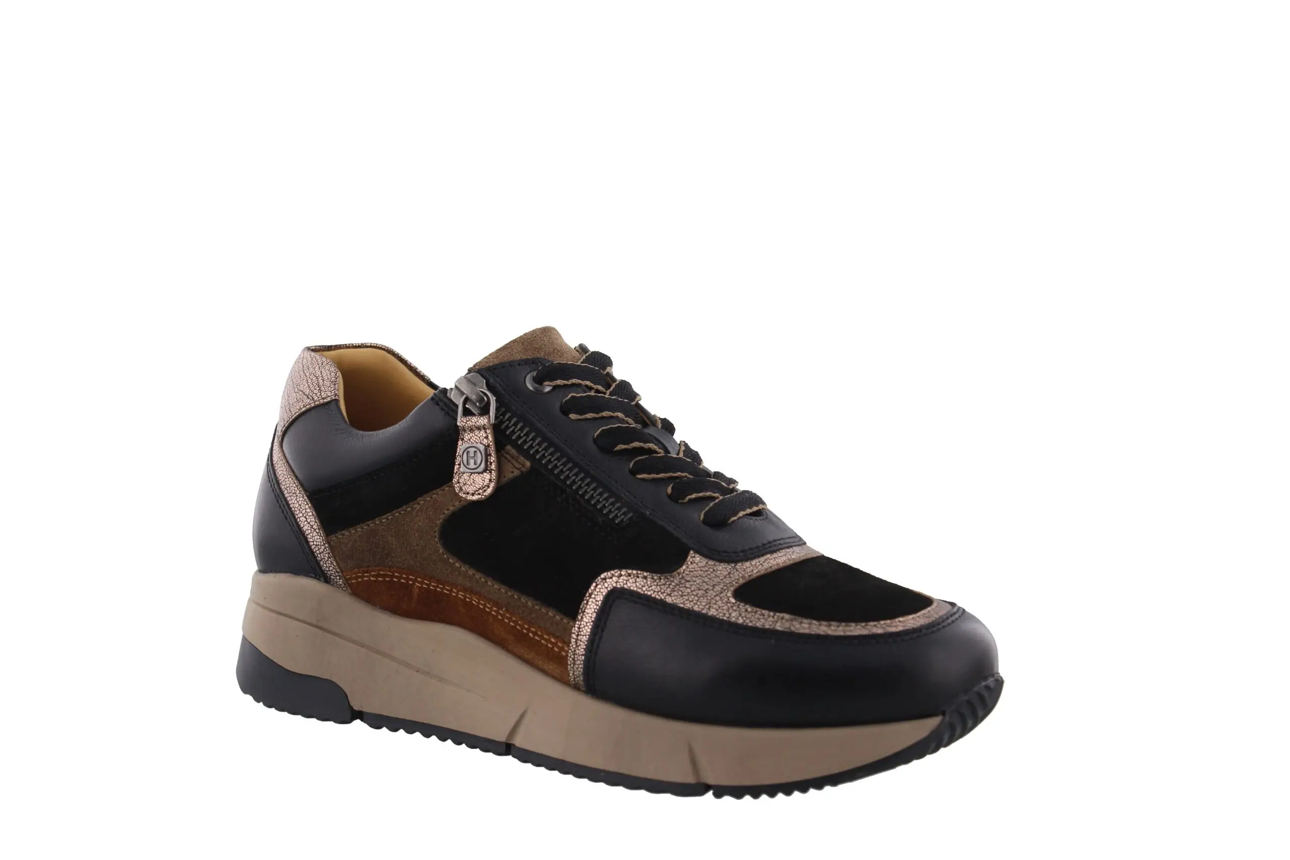 Helioform Sneaker 1 Helioform Sneaker